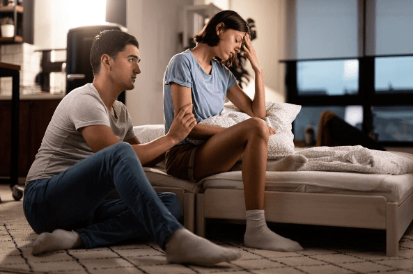 When One Person Grows Emotionally and the Other Doesn’t