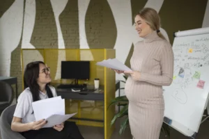 How to Manage a Business While Pregnant: A Practical Guide for Working Women