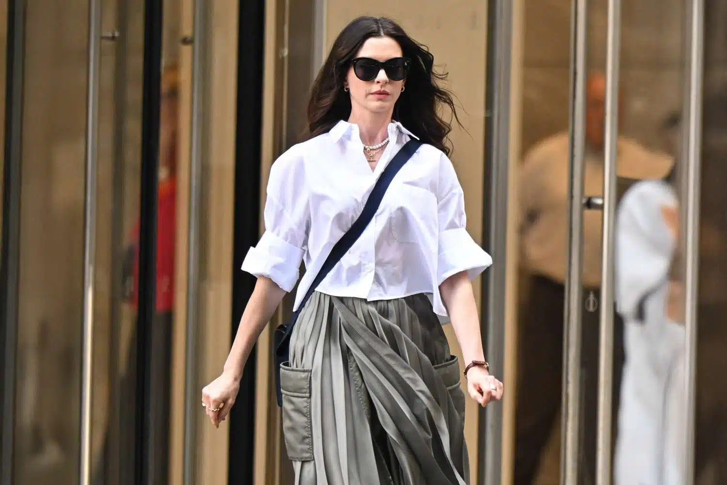 The generational fashion contrast — Miranda Priestly's complete wardrobe vs Andy Sachs' evolving one