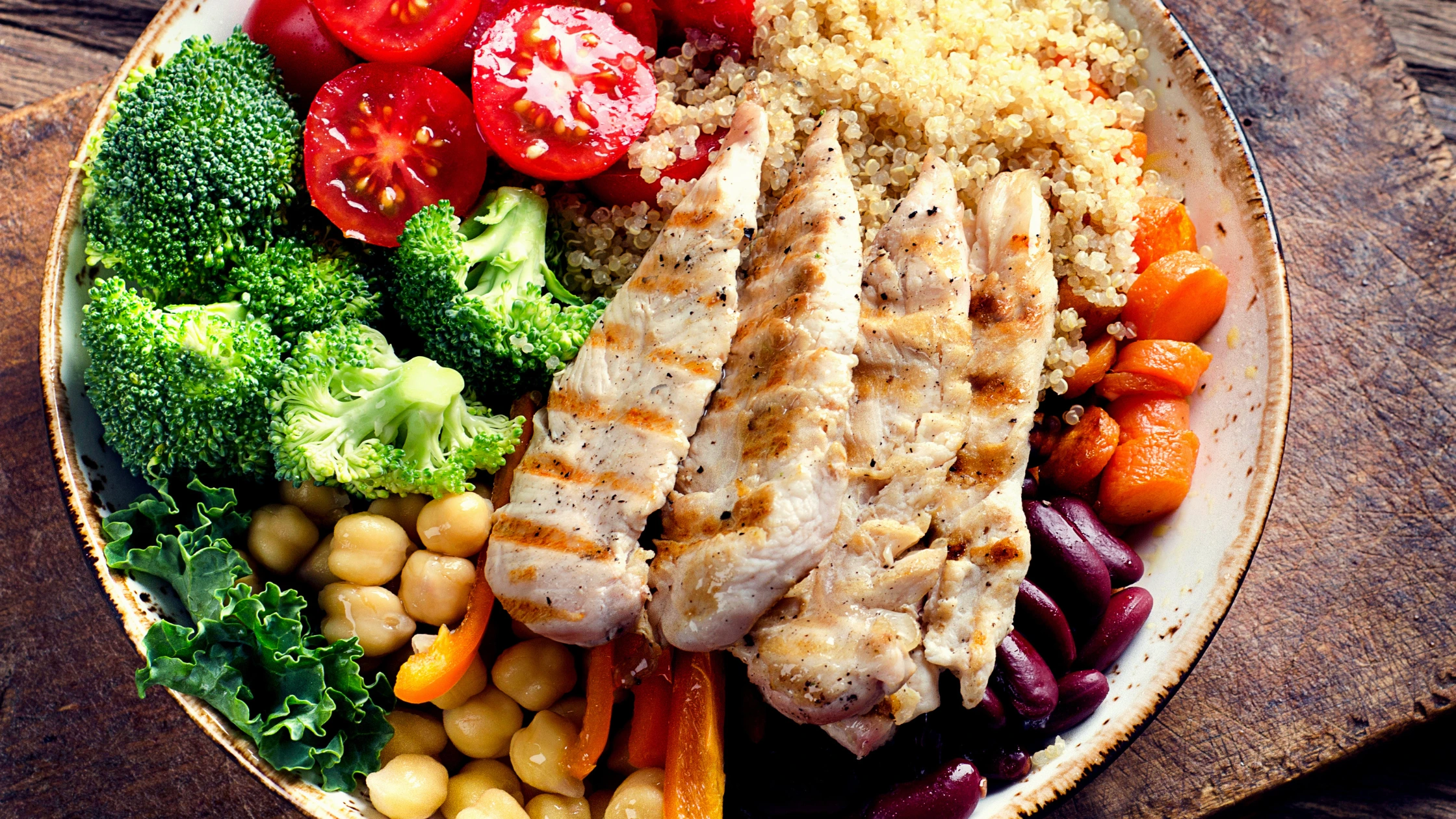 Best postpartum foods for mothers after giving birth — protein, iron and nourishing meals